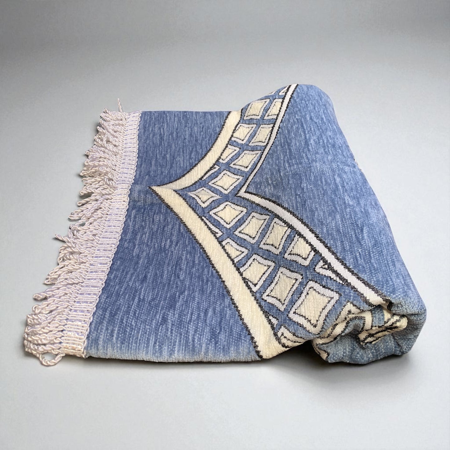 Premium Turkish Prayer Mat – Islamic Prayer Rug 70x110 cm, Soft & Comfortable.
