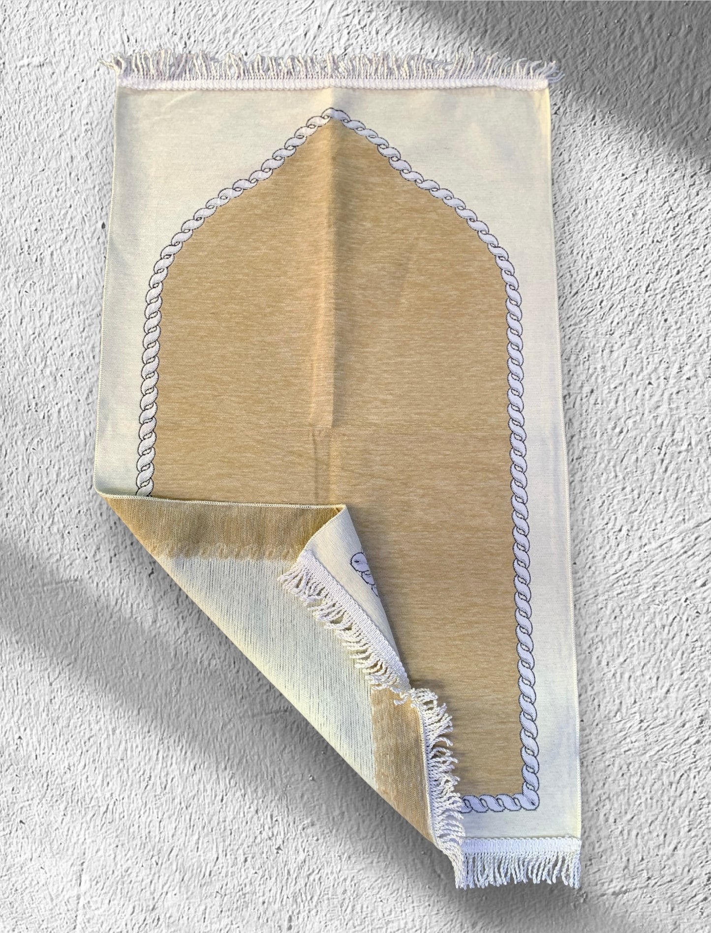 Premium Turkish Prayer Mat – Islamic Prayer Rug 70x110 cm, Soft & Comfortable.